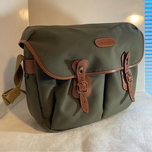 Billingham Hadley Large Academia Pro SLR Camera Shoulder Messenger Bag